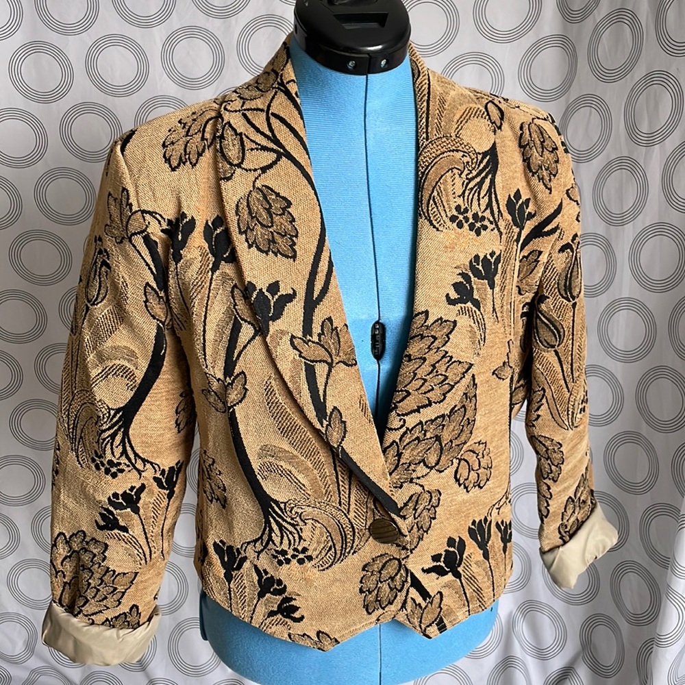 Xanadu chenille floral cropped blazer